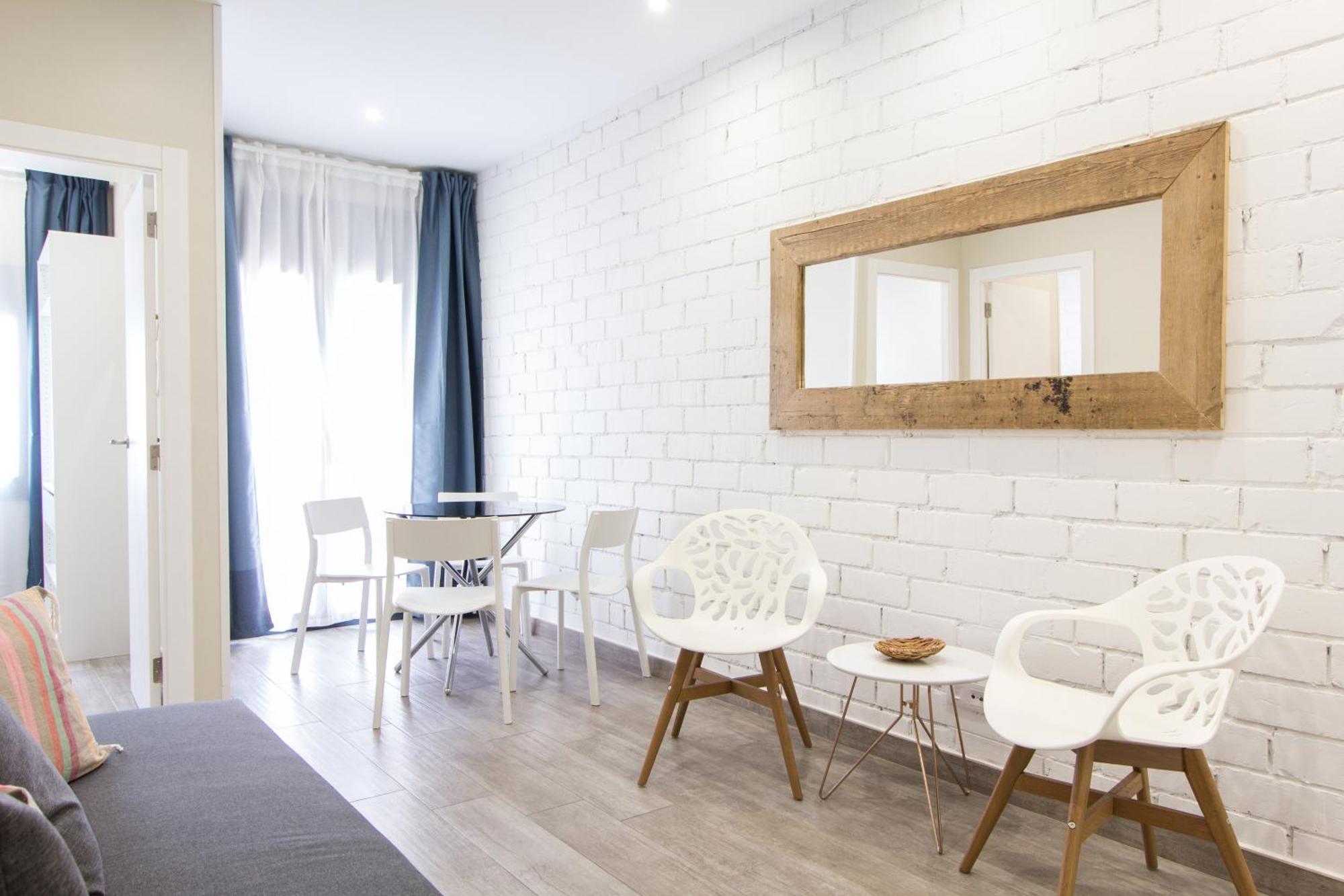 הוספיטלט דה יוברגאט Novus Homes Barcelona Santa Eulalia מראה חיצוני תמונה