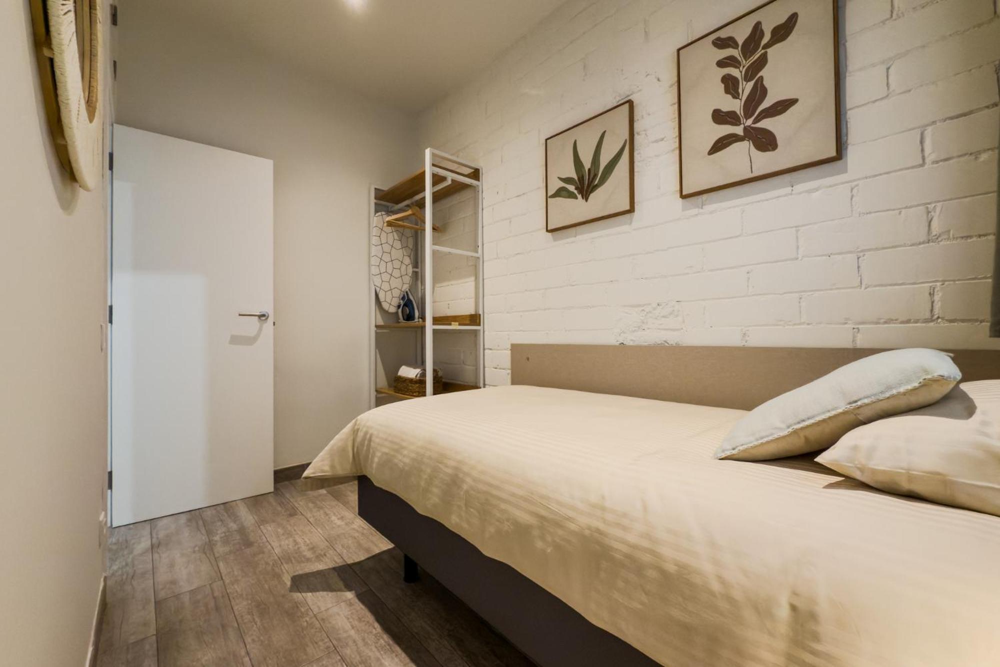 הוספיטלט דה יוברגאט Novus Homes Barcelona Santa Eulalia מראה חיצוני תמונה